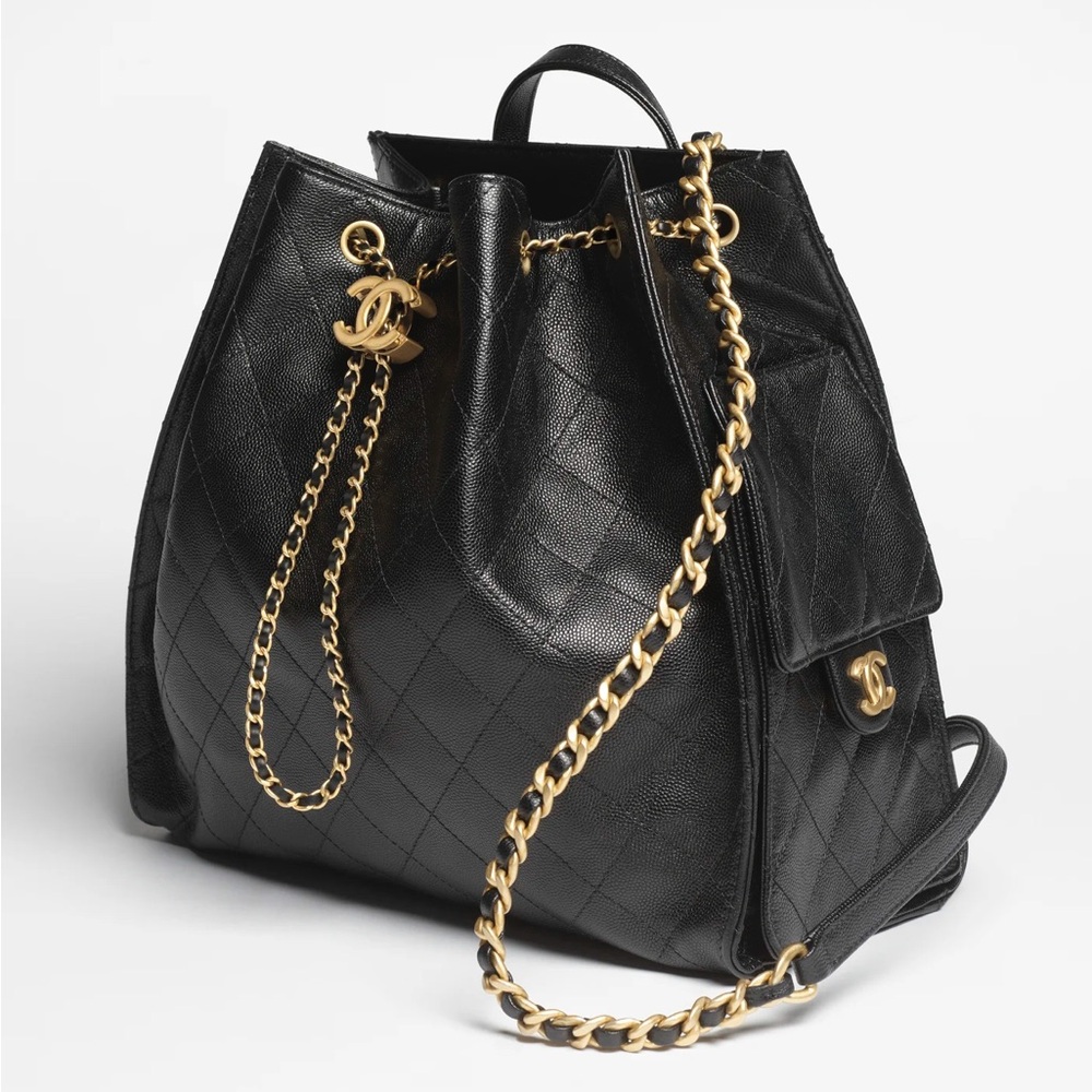 CHANEL 25 Large Backpack Black Quilted Calfskin Leather Gold hardware New